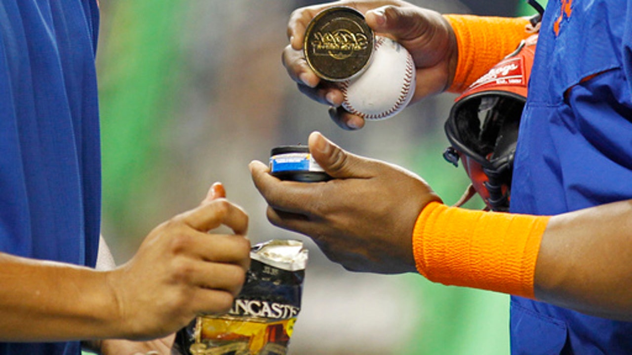 Smokeless tobacco to take a dip among big league newcomers